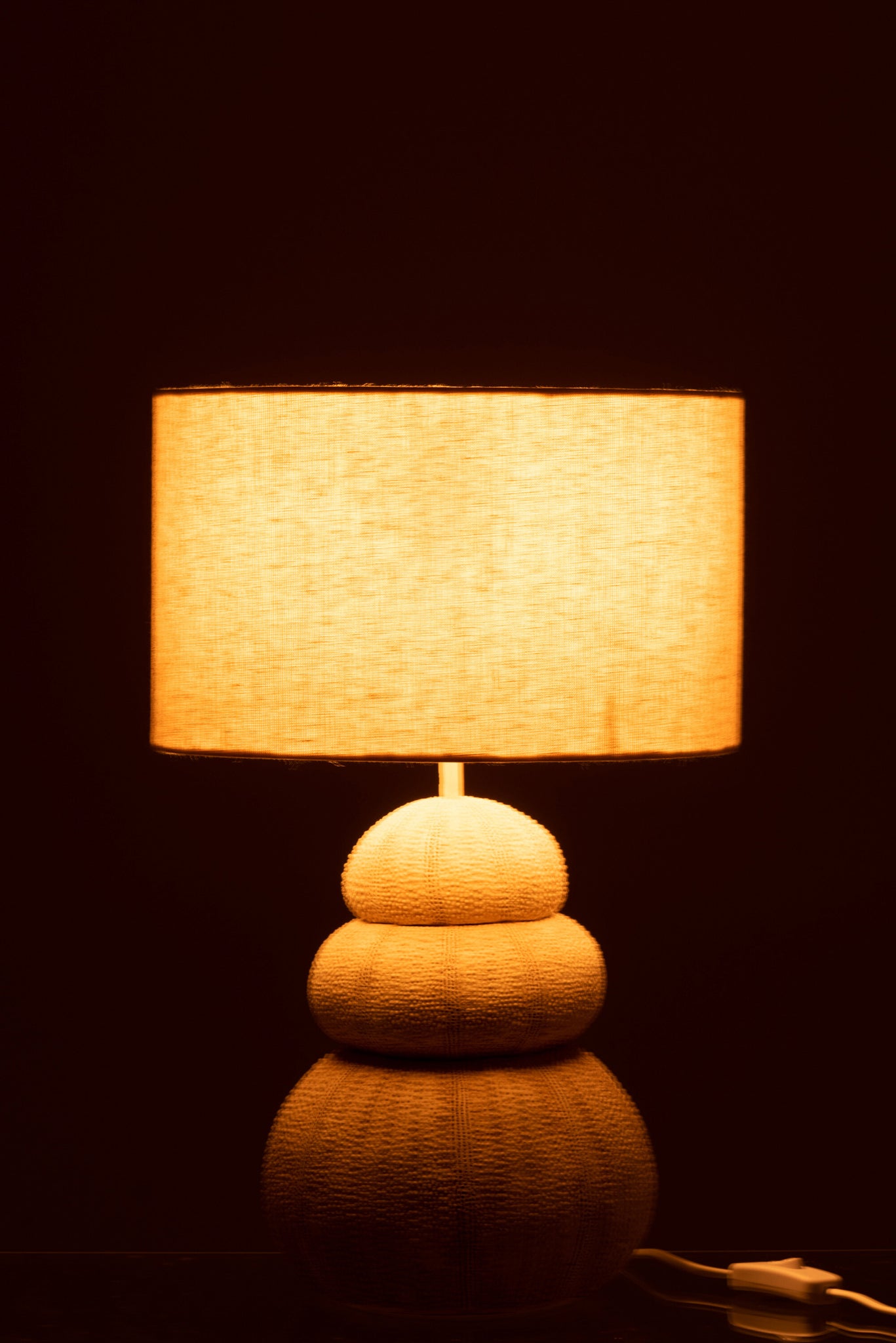 lampe strukturierter fuß organisches design beige