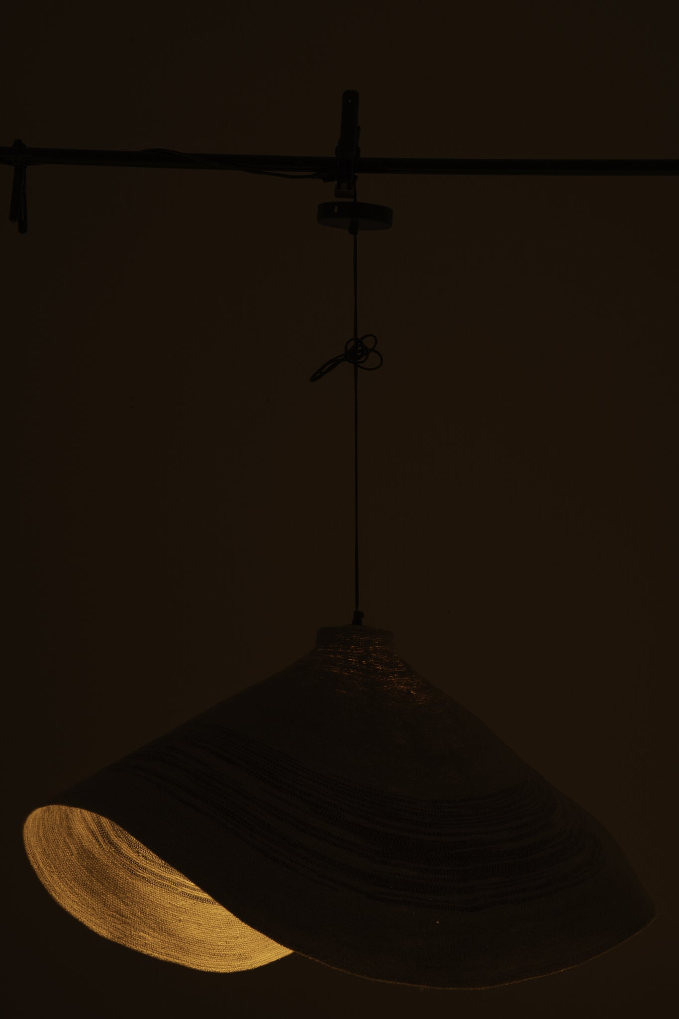 maritime deckenlampe aus seegras
