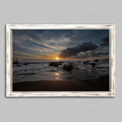 Coucher de soleil sur bois blanc