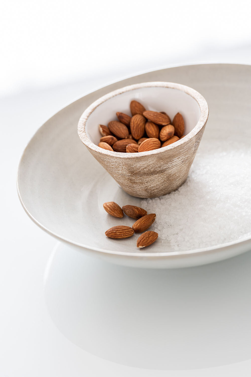 Schale `` Valldemossa ´´ aus Mangoholz – Weiß (S)