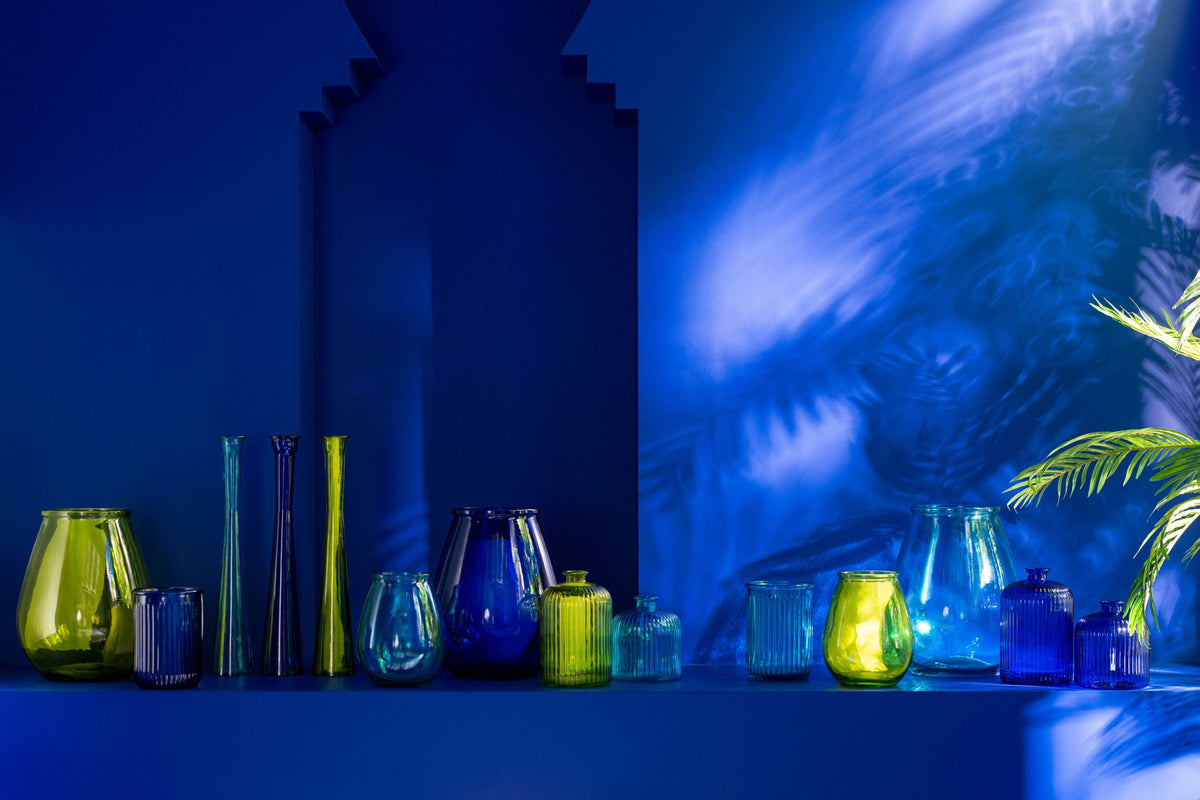 Große eiförmige Glasvase, Blau