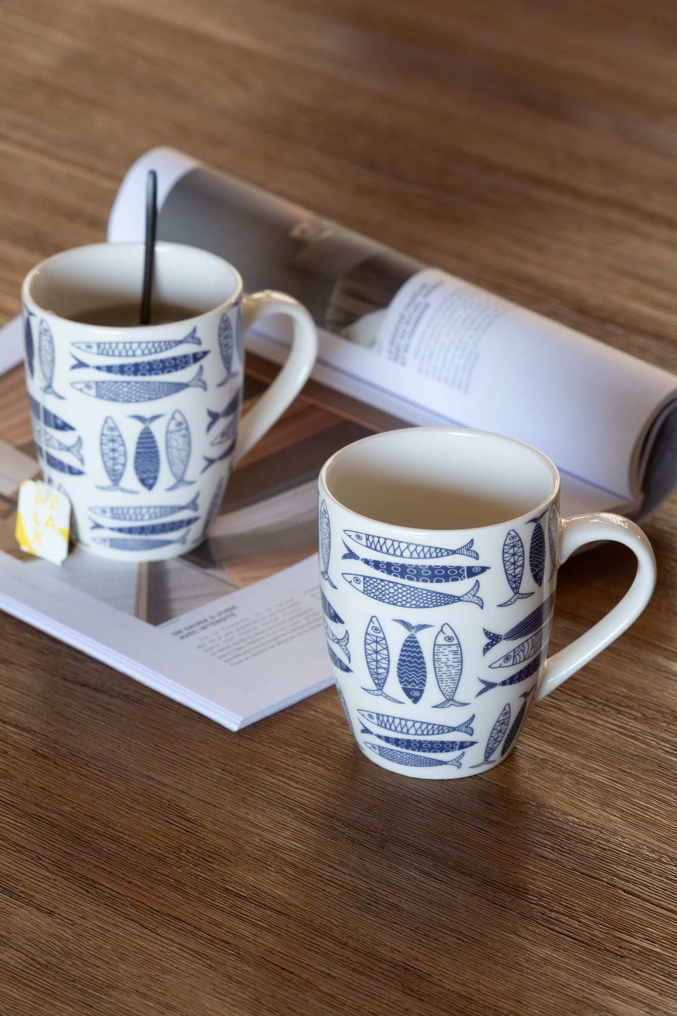 Set de tazas de cerámica con motivo de pez – Azul oscuro (set de 2)