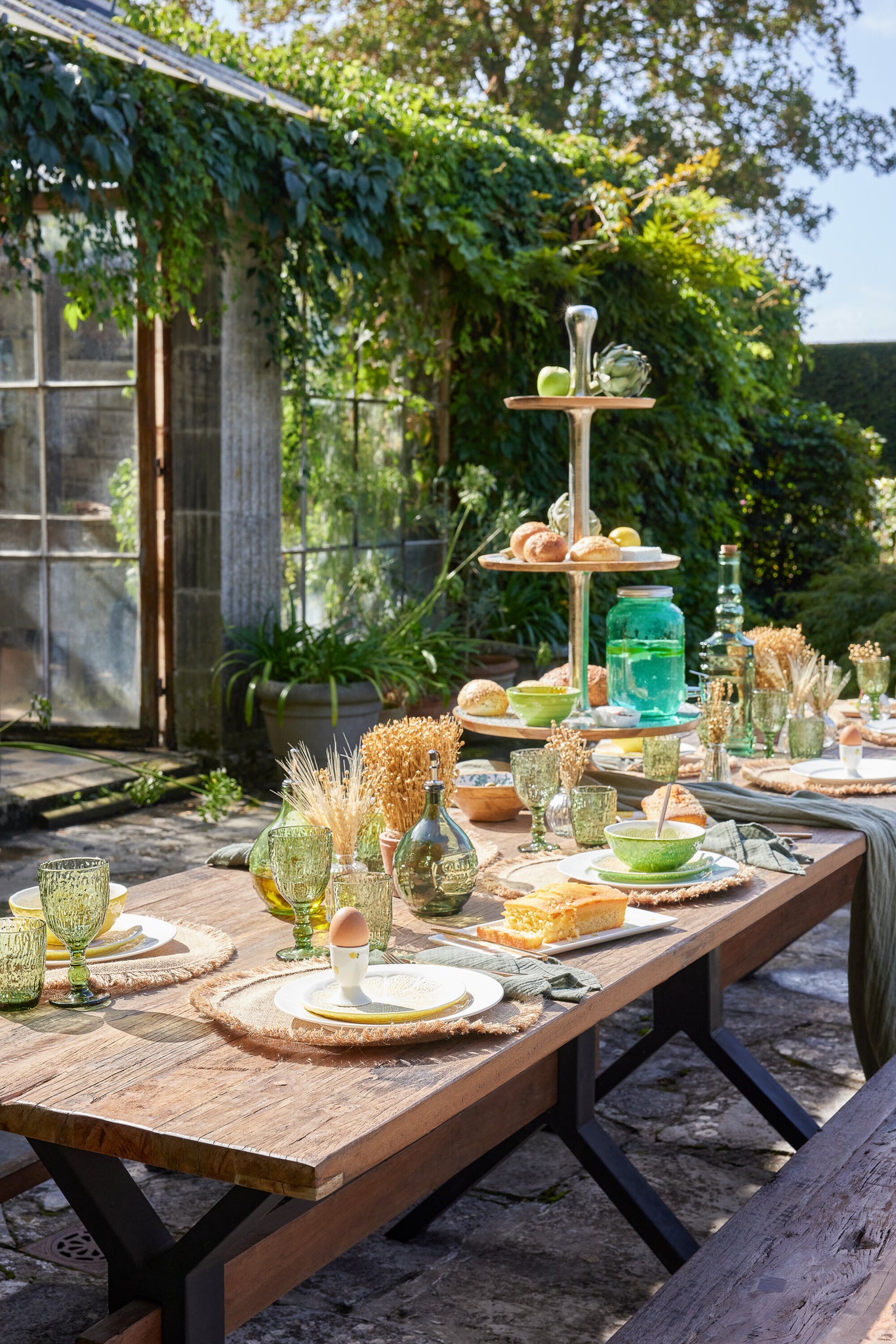 Servierständer ``Pollenca´´ 3 Ebenen aus Mangoholz – Grün/Weiß (2er-Set)